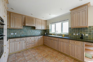 Kitchen- click for photo gallery